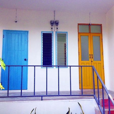 Sleepyowl Hostel Ban Bang Bao  外观 照片